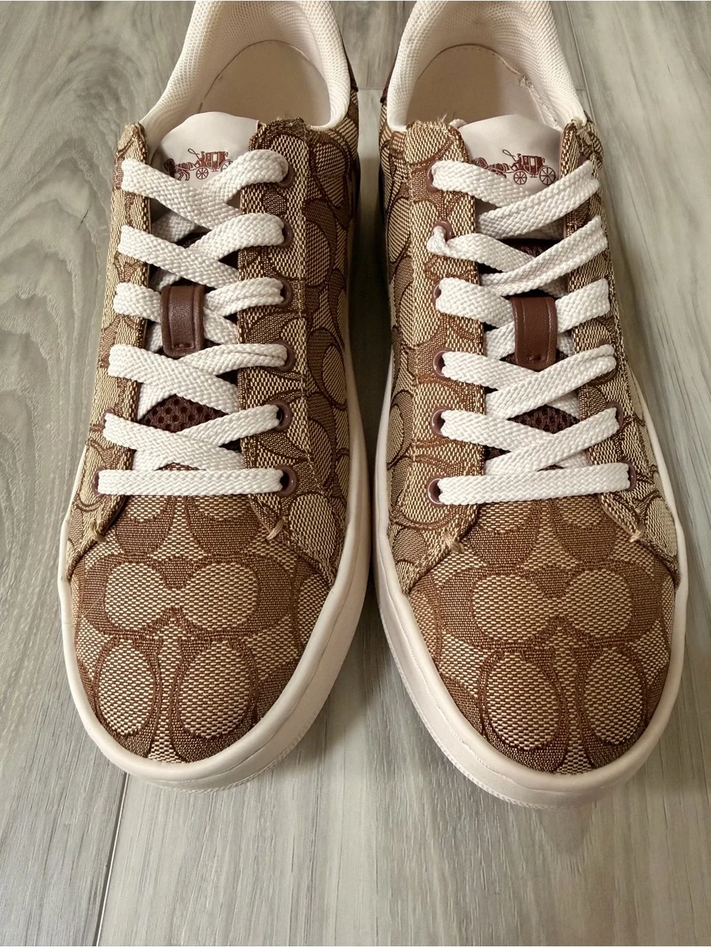 Coach Lowline Signature Canvas Sneakers Women’s Size 7 Khaki Brown G4967